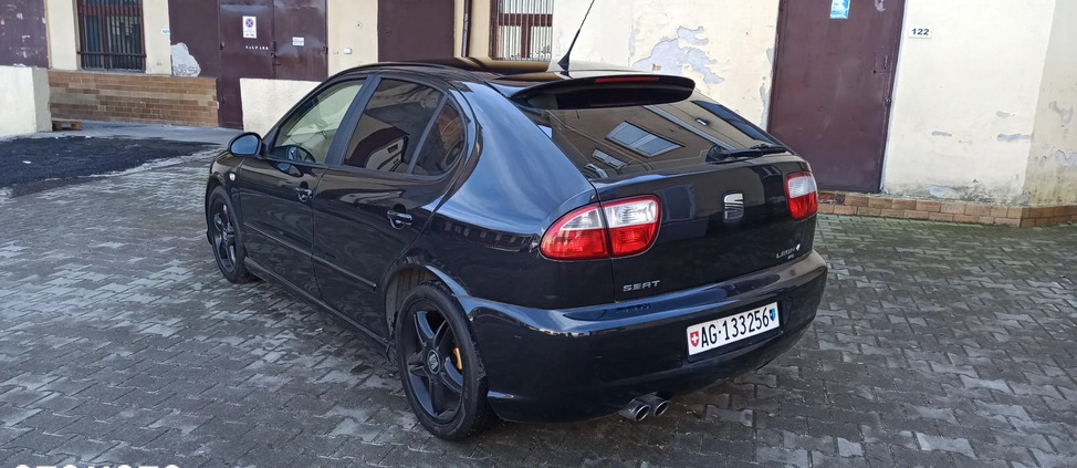 Seat Leon cena 26900 przebieg: 225000, rok produkcji 2004 z Radom małe 211